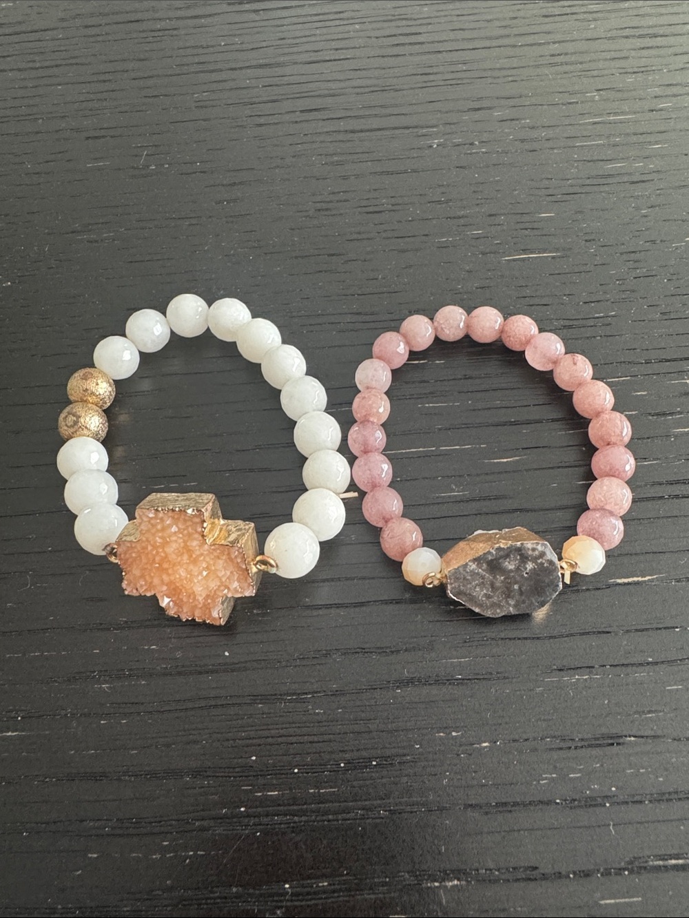 Set of 2 druzy stone elastic bead bracelets.
